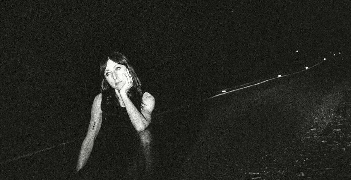 Tickets Lauren Lakis (Texas-Berlin / dreamgaze, alt. rock), + Izzy Outerspace (Los Angeles / alt. rock, dream pop) in Berlin